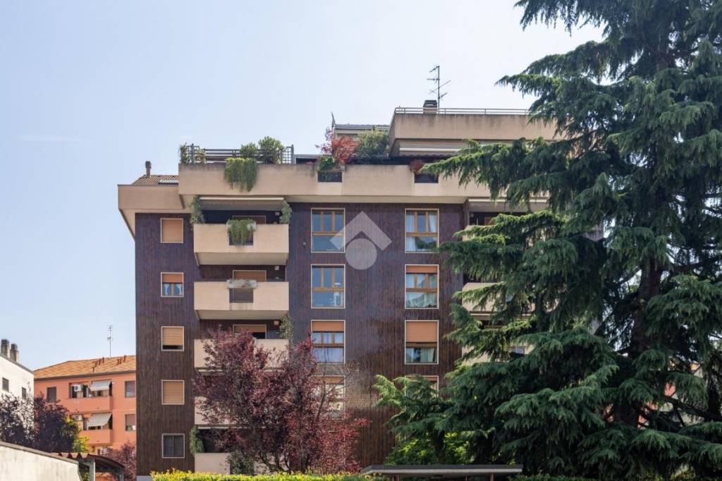 appartamento in vendita a Milano in zona Maciachini