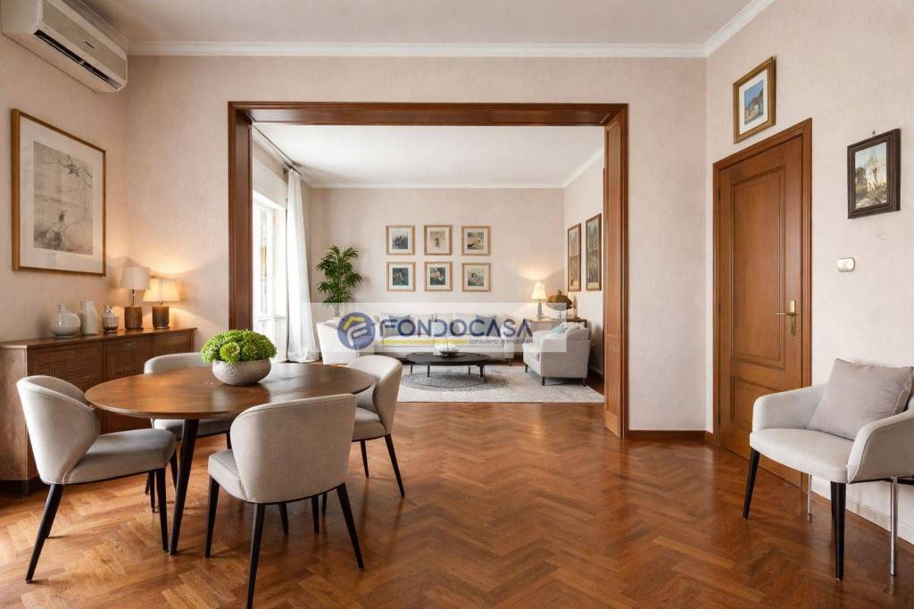 appartamento in vendita a Milano in zona Sempione