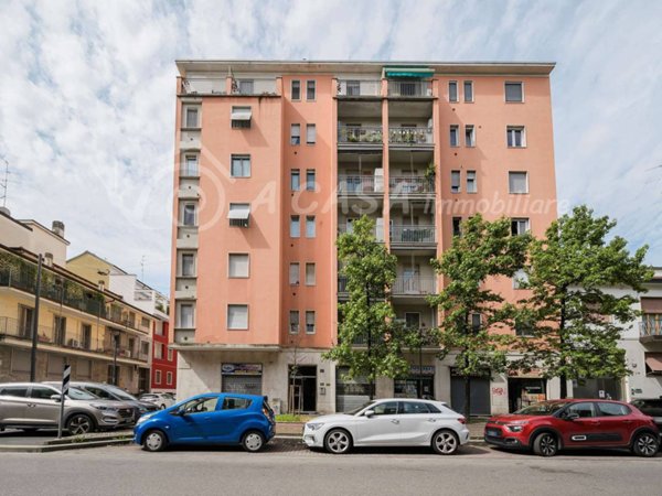 appartamento in vendita a Milano in zona Calvairate
