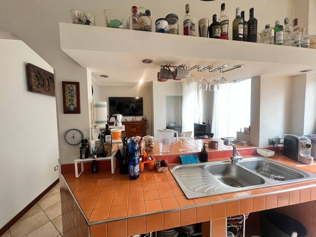 appartamento in vendita a Milano in zona Centro Direzionale
