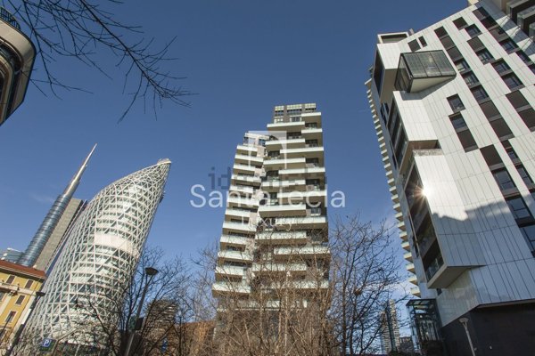 appartamento in vendita a Milano in zona Porta Nuova
