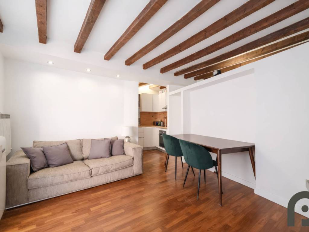 appartamento in vendita a Milano in zona Isola