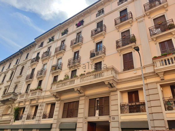 ufficio in vendita a Milano