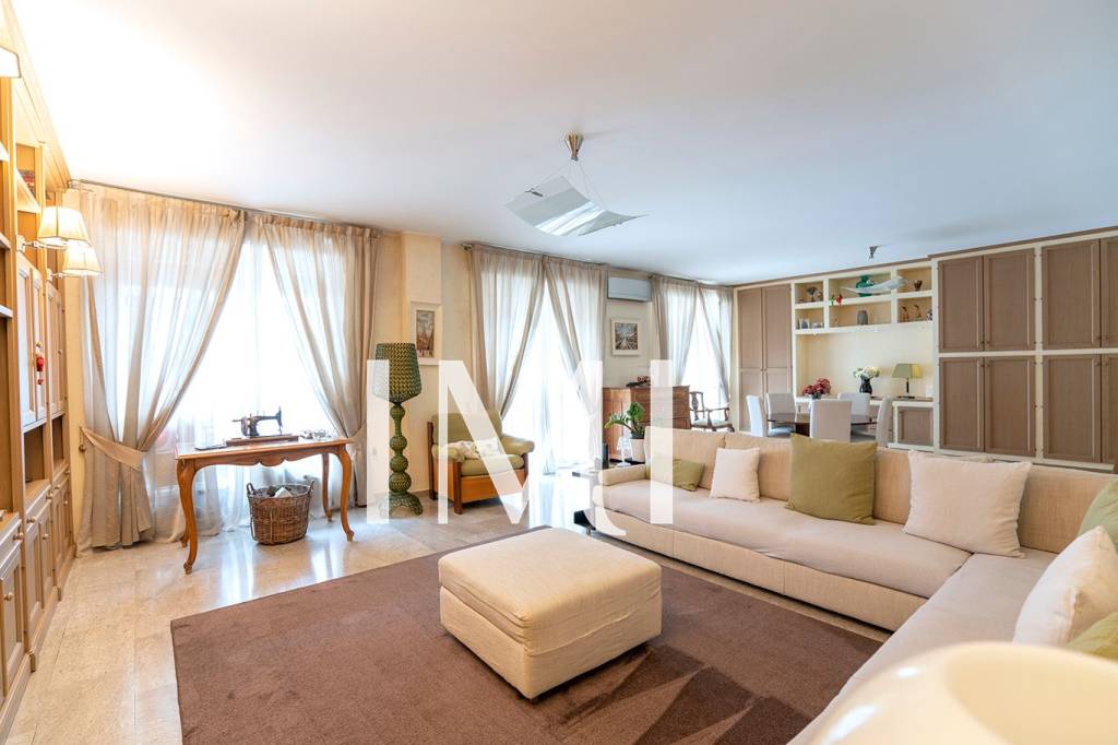 appartamento in vendita a Milano in zona Loreto