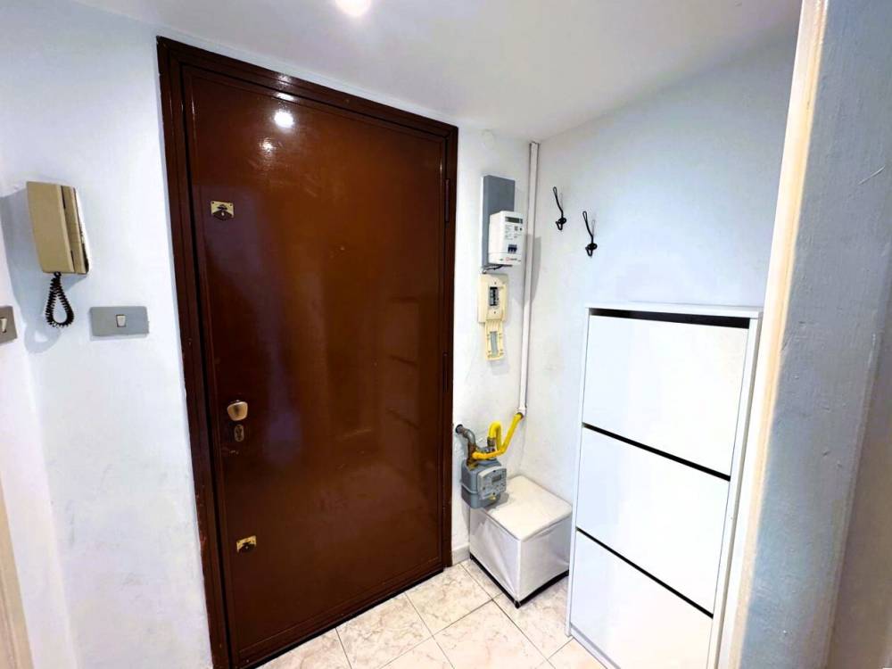 appartamento in vendita a Milano in zona Lorenteggio