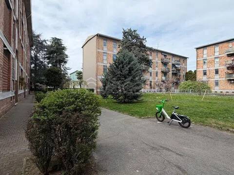 appartamento in vendita a Milano in zona Forlanini