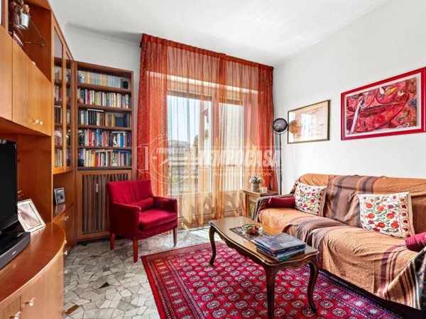 appartamento in vendita a Milano in zona Città Studi