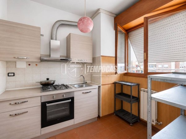appartamento in vendita a Milano in zona Quarto Oggiaro