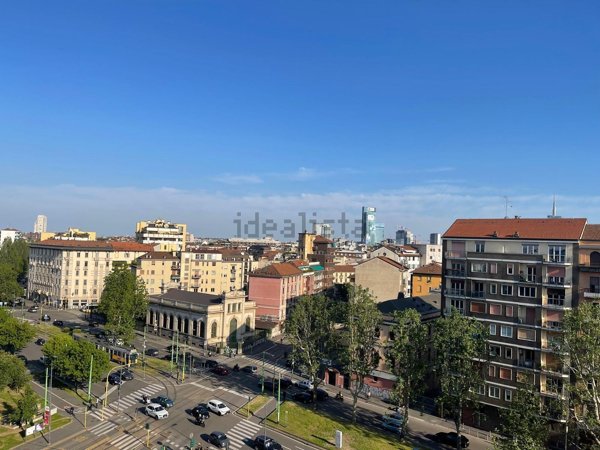 appartamento in vendita a Milano in zona Dergano