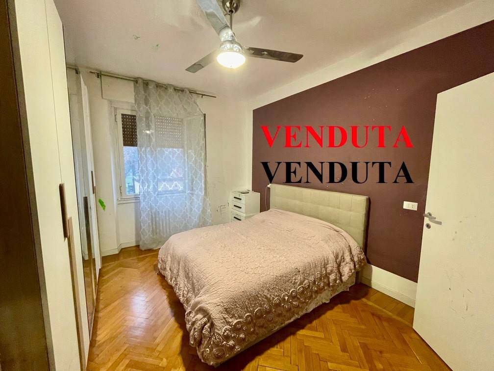 appartamento in vendita a Milano in zona Baggio