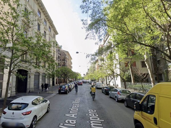 negozio in vendita a Milano in zona Città Studi