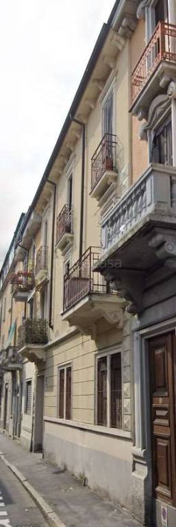 appartamento in vendita a Milano in zona Baggio
