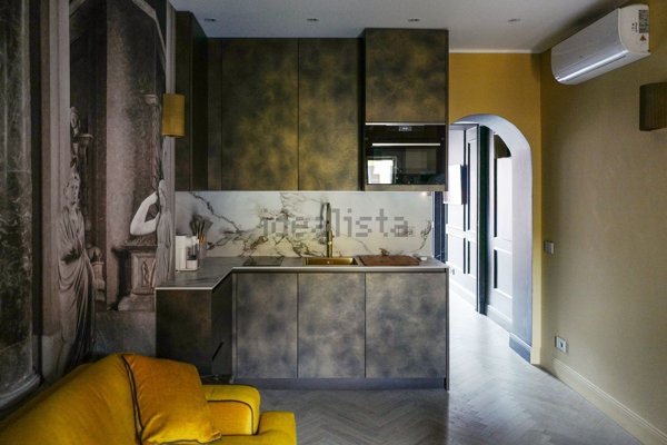 appartamento in vendita a Milano in zona Porta Garibaldi