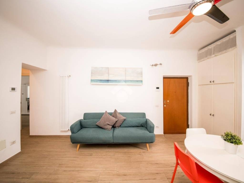appartamento in vendita a Milano in zona Porta Genova