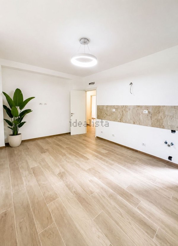 appartamento in vendita a Milano in zona Comasina