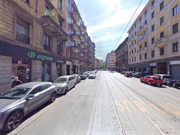 negozio in vendita a Milano in zona Centro Direzionale