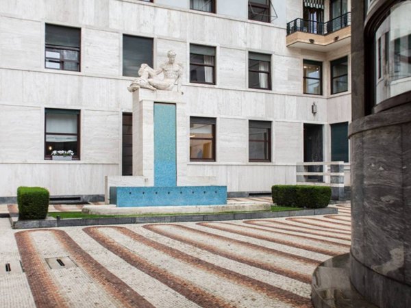 appartamento in vendita a Milano in zona Centro Direzionale