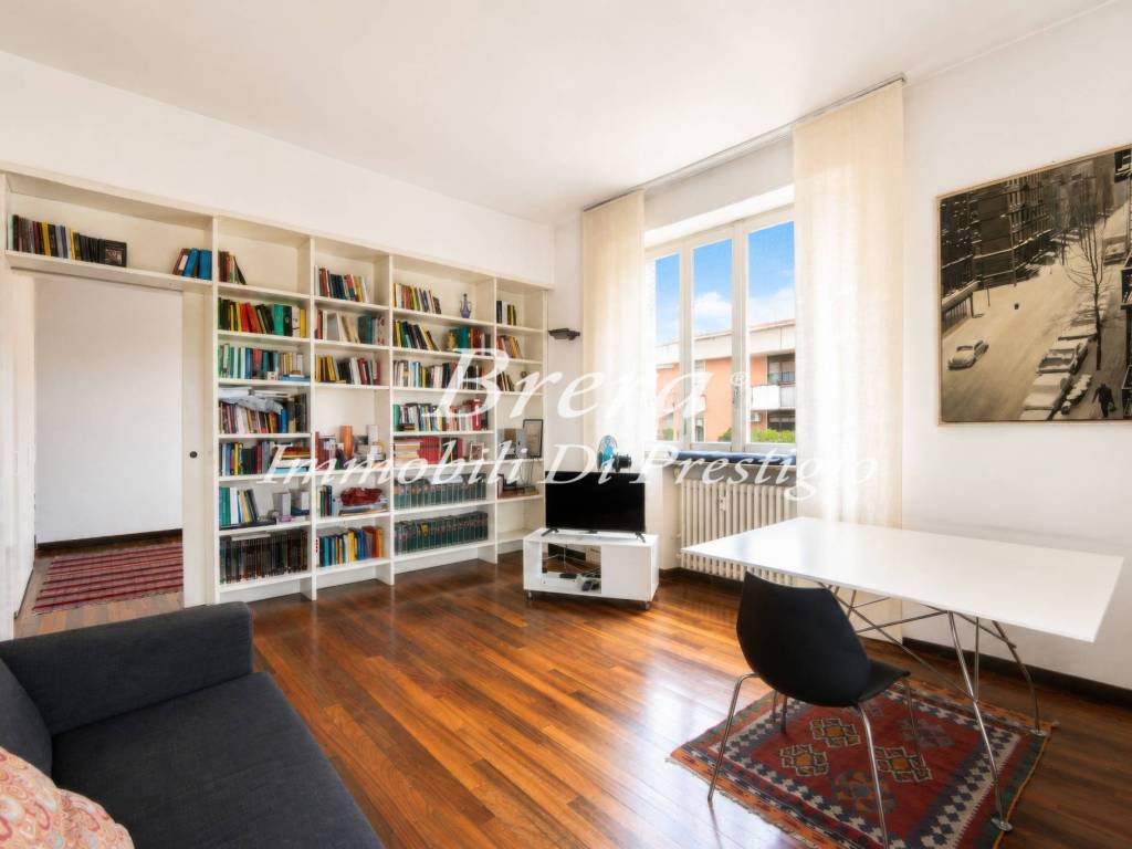appartamento in vendita a Milano in zona Porta Garibaldi