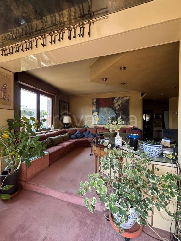appartamento in vendita a Milano in zona Porta Romana