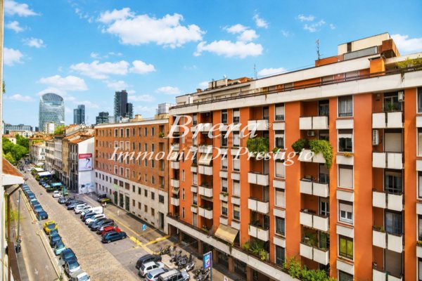 appartamento in vendita a Milano in zona Brera