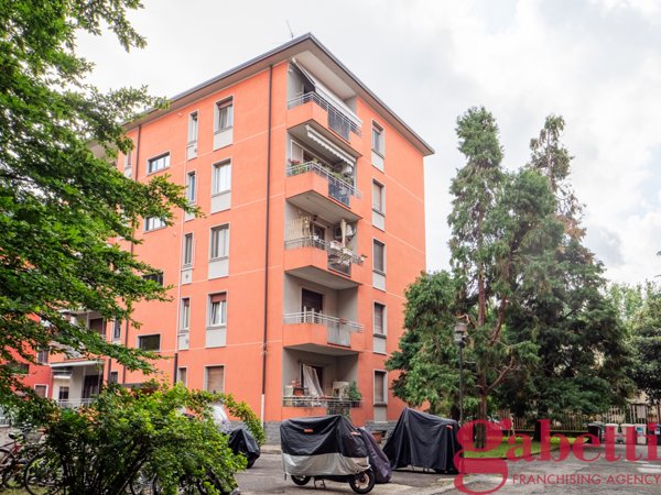 appartamento in vendita a Milano in zona Crescenzago