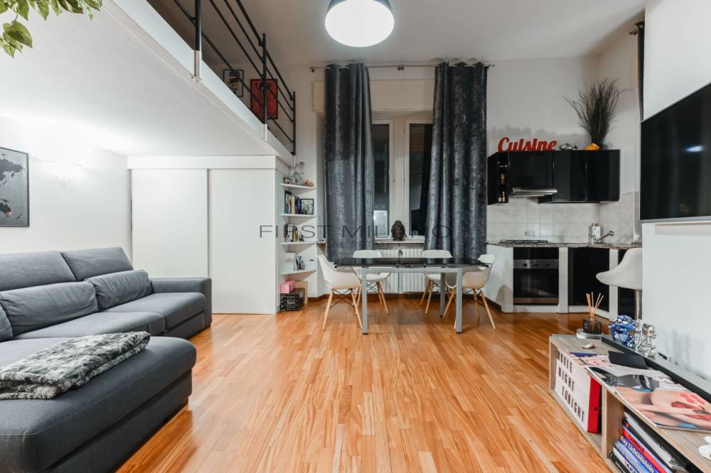 appartamento in vendita a Milano in zona Dergano