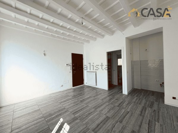appartamento in vendita a Milano in zona Stadera