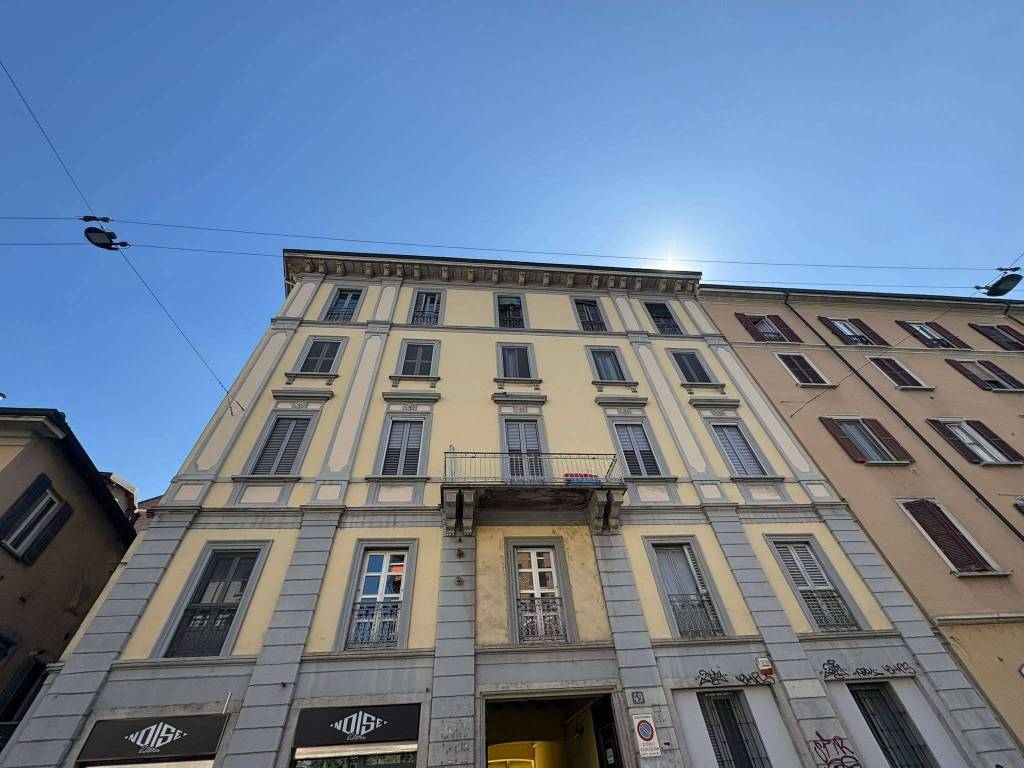 appartamento in vendita a Milano in zona Bocconi