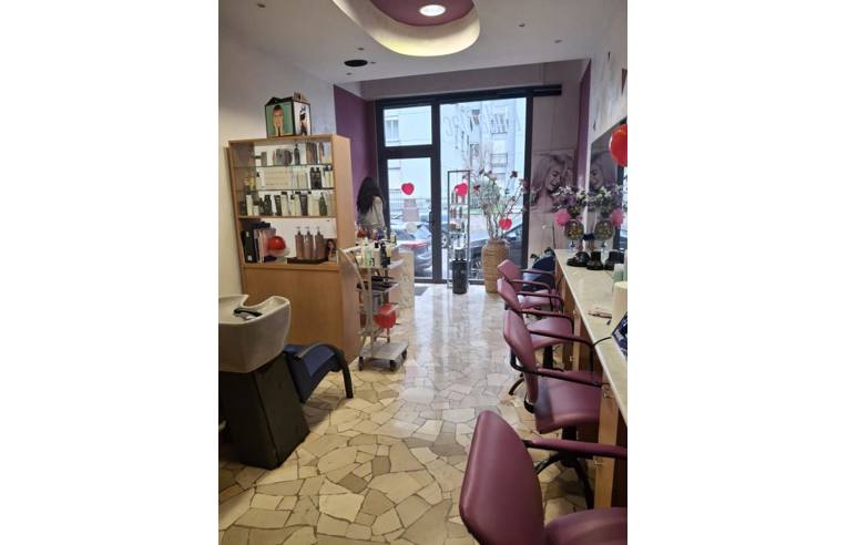 negozio in vendita a Milano