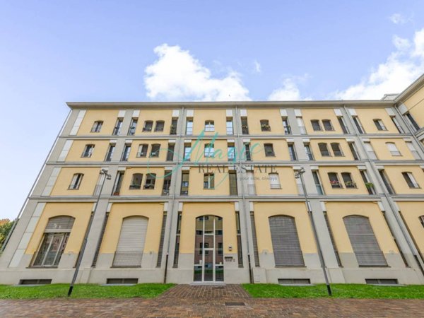 appartamento in vendita a Milano in zona Bicocca