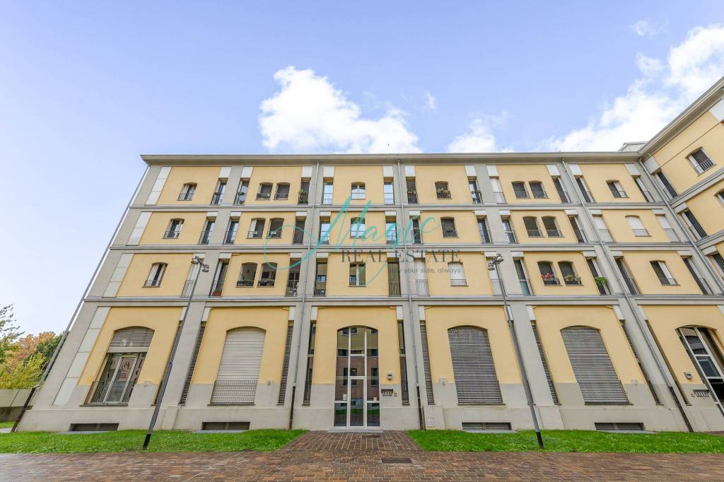 appartamento in vendita a Milano in zona Prato Centenaro