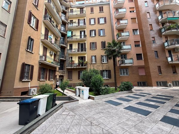 appartamento in vendita a Milano in zona Maciachini