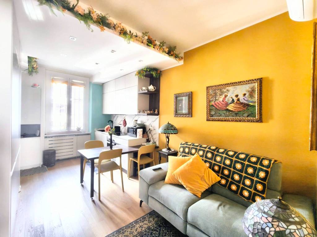 appartamento in vendita a Milano in zona Isola