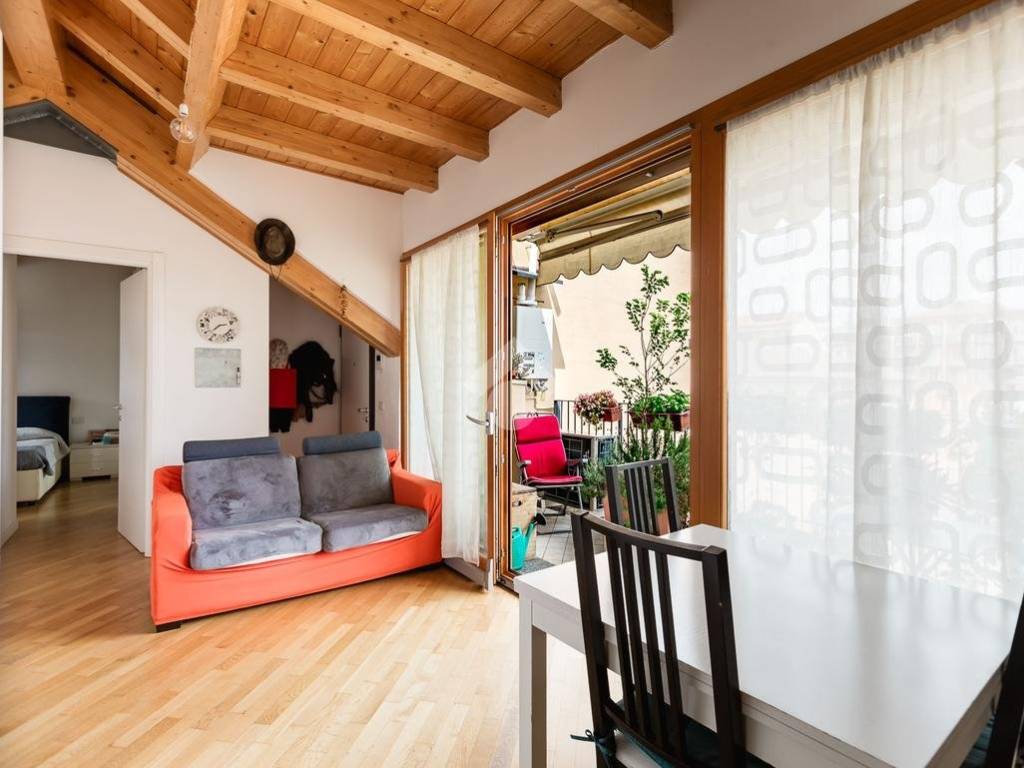 appartamento in vendita a Milano in zona Niguarda