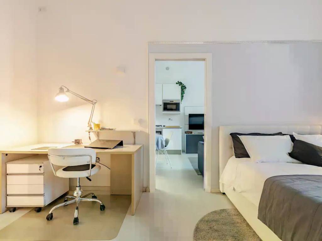 appartamento in vendita a Milano in zona Isola