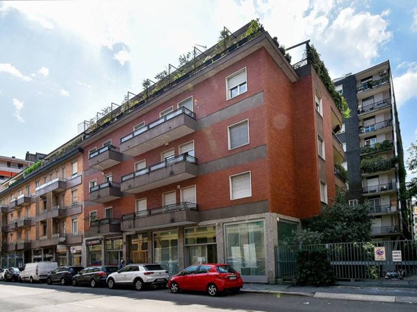 appartamento in vendita a Milano in zona Solari