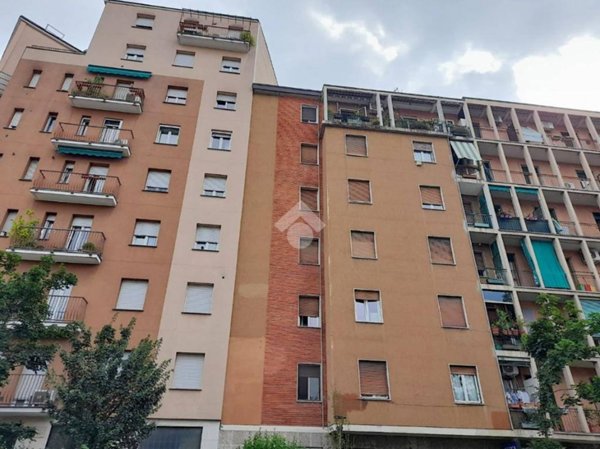 appartamento in vendita a Milano in zona Dergano