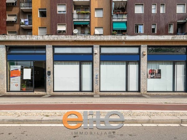 negozio in vendita a Milano in zona Bovisa