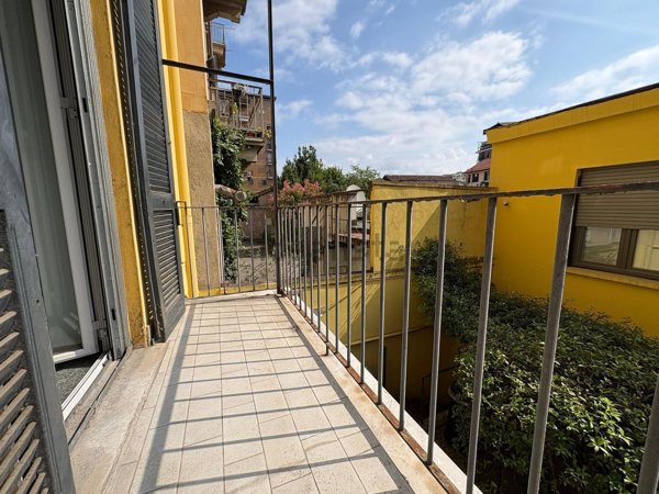 appartamento in vendita a Milano in zona Porta Genova