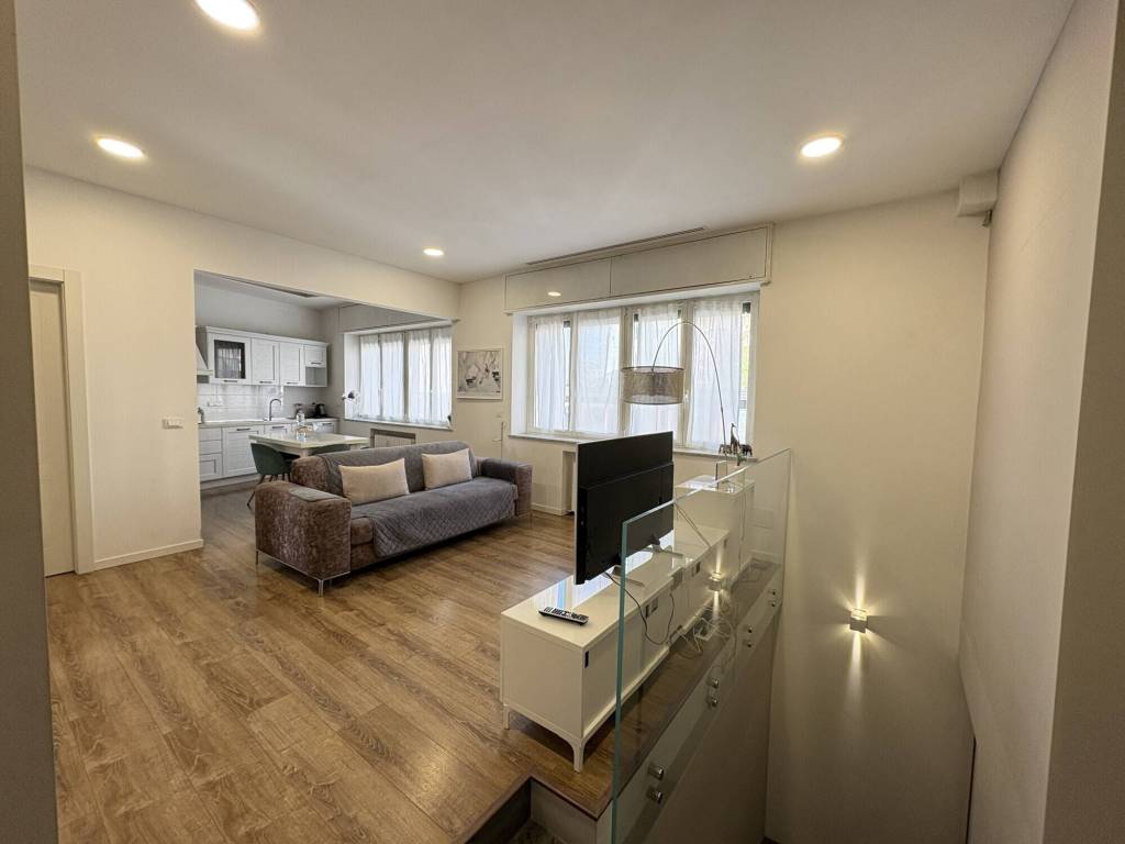 appartamento in vendita a Milano in zona Porta Garibaldi