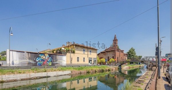 appartamento in vendita a Milano in zona San Cristoforo