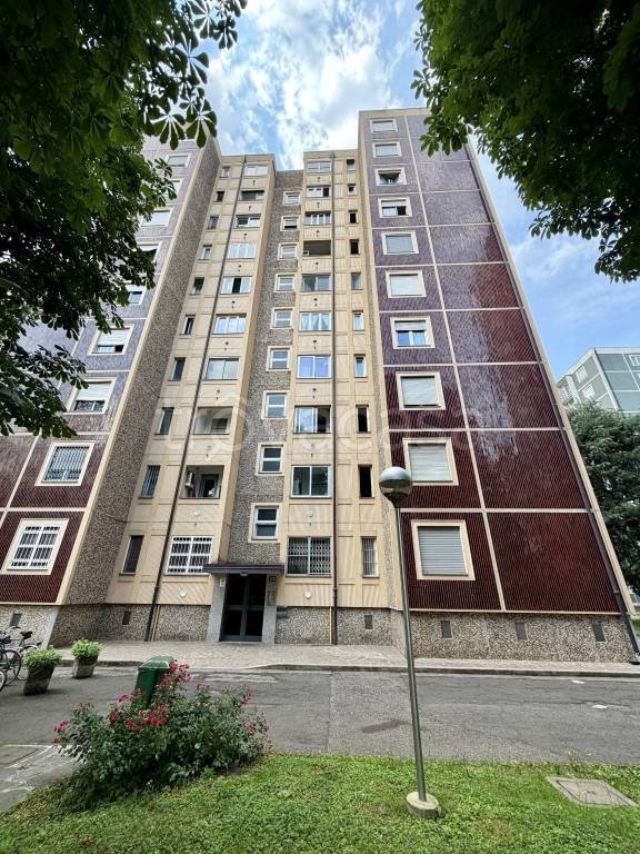appartamento in vendita a Milano in zona Affori