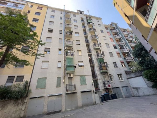 appartamento in vendita a Milano in zona Calvairate