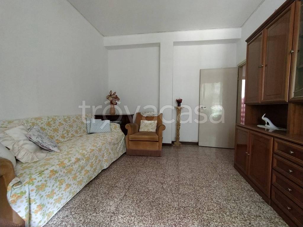 appartamento in vendita a Milano in zona Corvetto