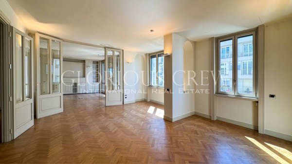 ufficio in vendita a Milano in zona Centro Direzionale