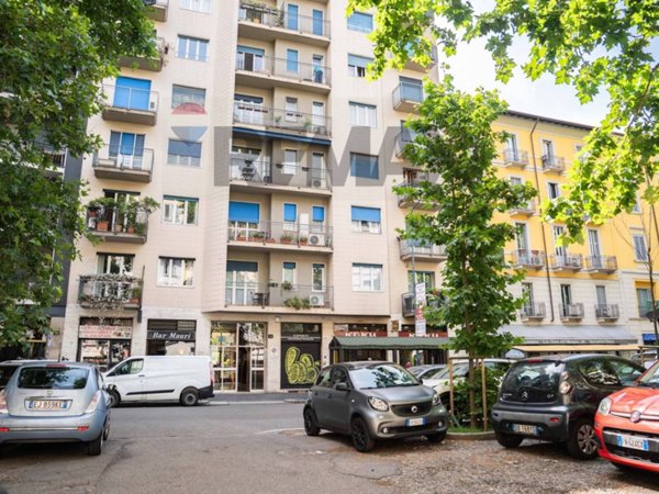 appartamento in vendita a Milano in zona Sempione