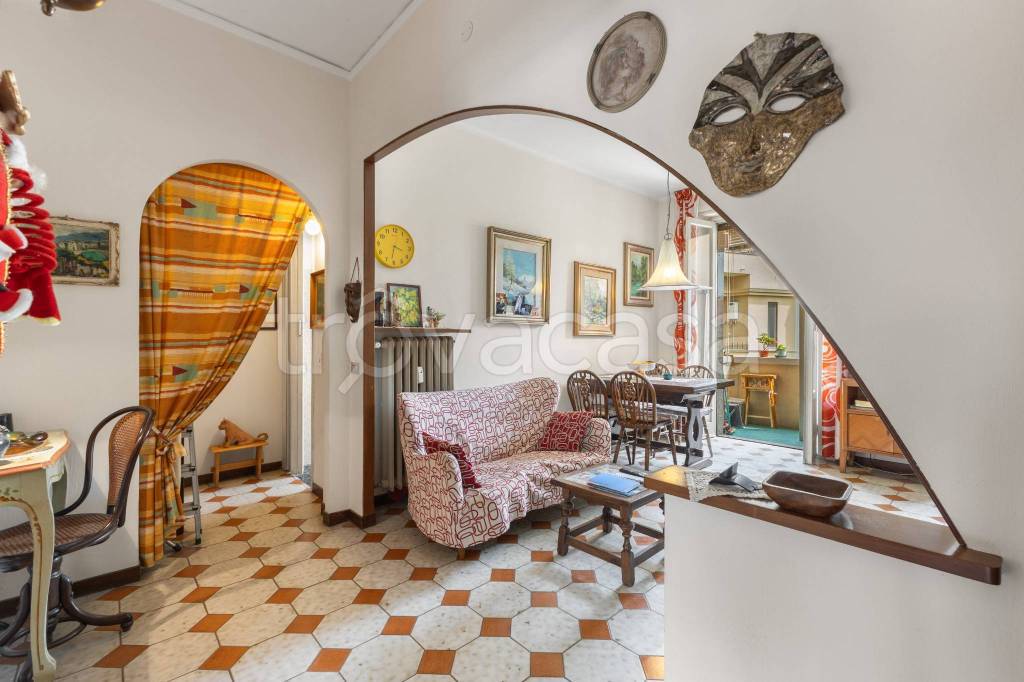 appartamento in vendita a Milano in zona Loreto