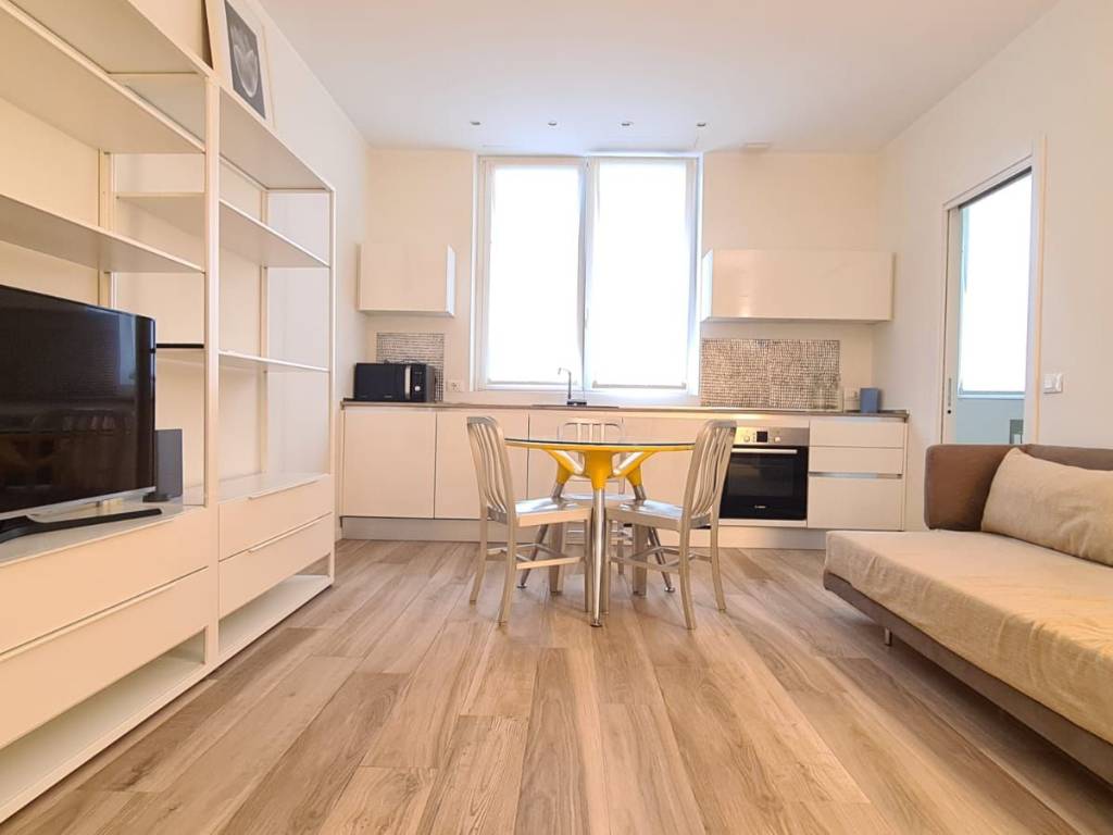 appartamento in vendita a Milano in zona Centro Storico