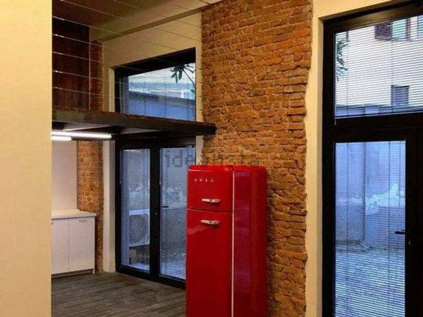 appartamento in vendita a Milano in zona Città Studi