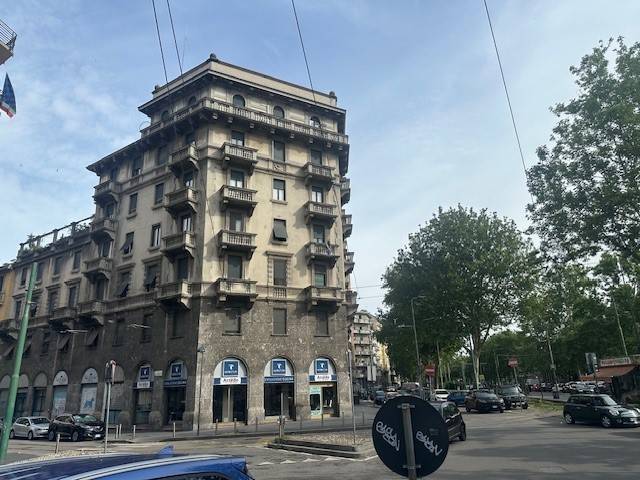 appartamento in vendita a Milano in zona XXII Marzo